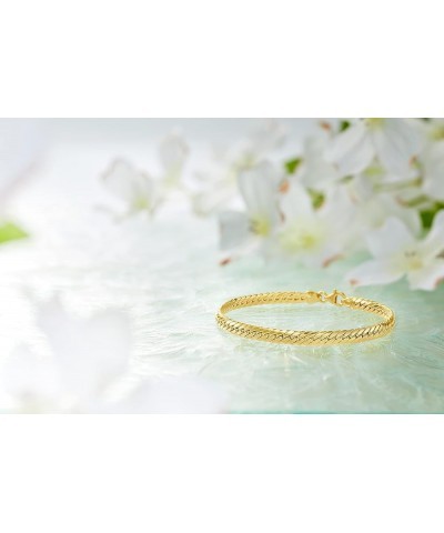 Italian 18kt Yellow Gold Cuban-Link Bracelet 8 Inches $262.00 Bracelets