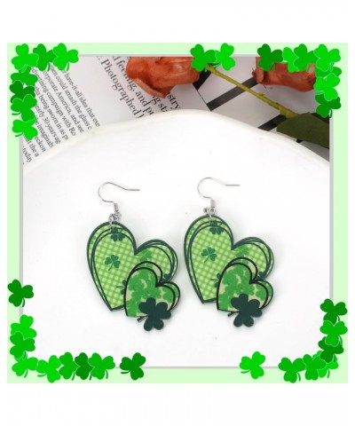 St Patrick's Day Earrings for Women Girls Irish Acrylic Dangle Earrings Green Leaf Wood Earrings Luck Holiday Hat Horseshoe D...