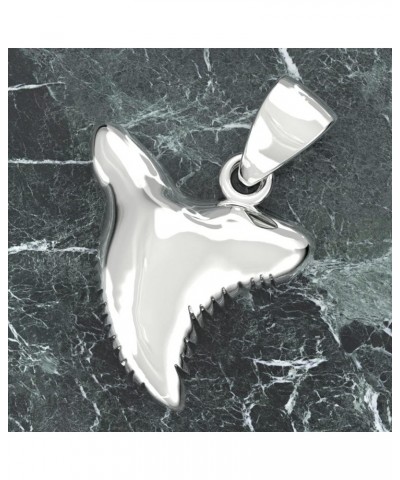 Ladies 925 Sterling Silver Shark Tooth Aquatic Charm Pendant $15.59 Pendants